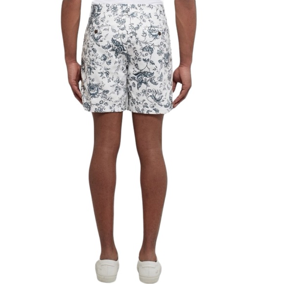 Club Monaco Floral Print Shorts (28) - Picture 2 of 8